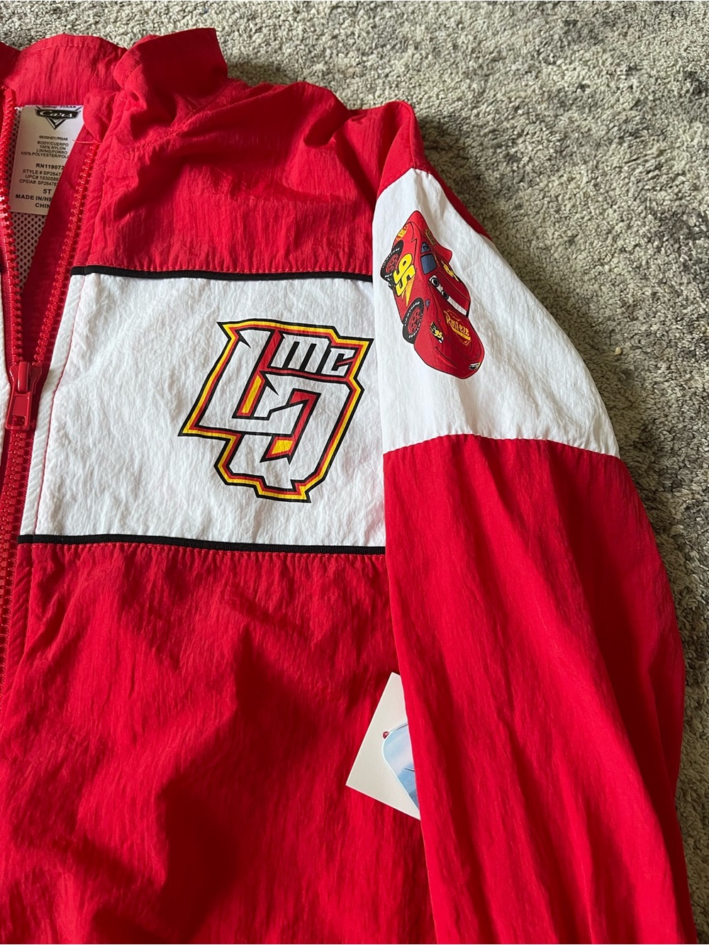 NWT Disney Cars Lightning McQueen Toddler Zip Jacket | Boys Windbreaker - Picture 2 of 4